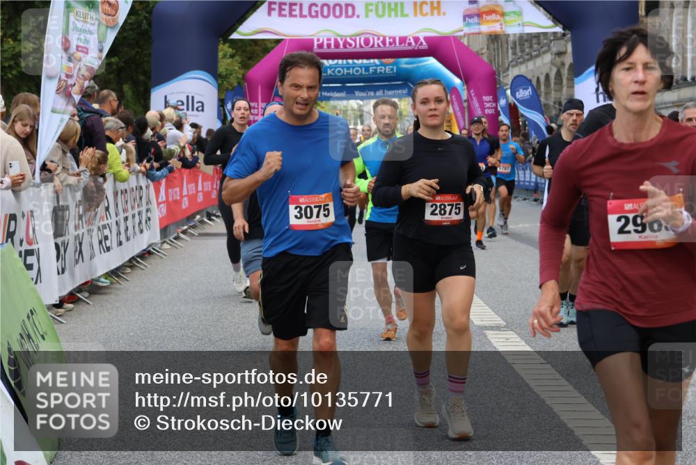 06.09.2026 - CURREX Alsterlauf Strokosch-Dieckow http://msf.ph/oto/10135771 06.09.2026 09:58:00 Ziel 2875, 2965, 3075, 3307, 3369, 3403, 3743, 3744, 4003, 4864, 5470, 5916, 6153, 8066, 8152, 8229, 8311 meine-sportfotos.de