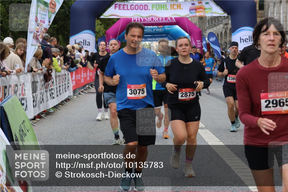 06.09.2026 - CURREX Alsterlauf Strokosch-Dieckow http://msf.ph/oto/10135783 06.09.2026 09:58:00 Ziel 2875, 2965, 3075, 3307, 3369, 3403, 3743, 3744, 4003, 4864, 5470, 5916, 6153, 8066, 8152, 8229, 8311 meine-sportfotos.de