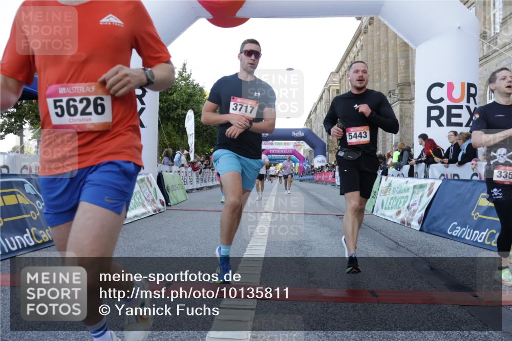 06.09.2026 - CURREX Alsterlauf Yannick Fuchs http://msf.ph/oto/10135811 06.09.2026 09:44:24 Ziel 2186, 3331, 3355, 3564, 3717, 4187, 4838, 4862, 4928, 5443, 5477, 5626, 5710, 5722, 5974, 6047, 6484, 6485, 6486, 8302 meine-sportfotos.de