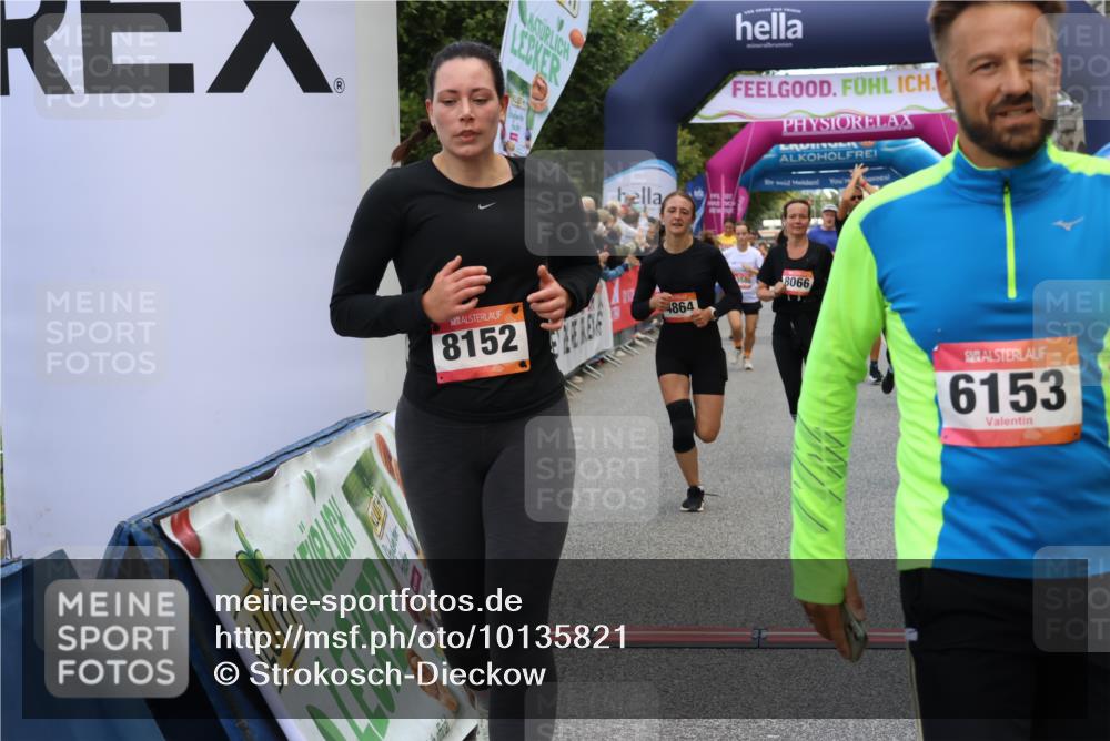 06.09.2026 - CURREX Alsterlauf Strokosch-Dieckow http://msf.ph/oto/10135821 06.09.2026 09:58:04 Ziel 2875, 2965, 3075, 3307, 3369, 3403, 3497, 3580, 3743, 3744, 3841, 3923, 4327, 4864, 5470, 5518, 5548, 5707, 5916, 6153, 8066, 8152, 8229, 8311 meine-sportfotos.de