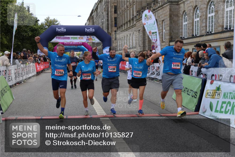 06.09.2026 - CURREX Alsterlauf Strokosch-Dieckow http://msf.ph/oto/10135827 06.09.2026 10:11:09 Ziel 2324, 2889, 2890, 3171, 3988, 4409, 5268, 5392, 5393, 5496, 5498, 5499, 5500, 5818, 5826, 5888, 8292 meine-sportfotos.de