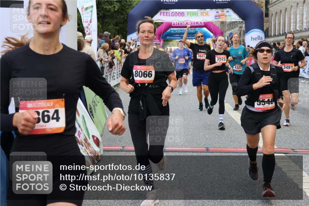 06.09.2026 - CURREX Alsterlauf Strokosch-Dieckow http://msf.ph/oto/10135837 06.09.2026 09:58:07 Ziel 2875, 3075, 3307, 3369, 3394, 3497, 3553, 3580, 3743, 3744, 3841, 3872, 3923, 4034, 4327, 4864, 5470, 5518, 5548, 5707, 6153, 6227, 6343, 8066, 8152, 8163, 8229, 8311 meine-sportfotos.de