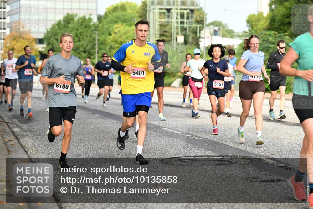 06.09.2026 - CURREX Alsterlauf Dr. Thomas Lammeyer http://msf.ph/oto/10135858 06.09.2026 10:00:37 Laufen 4288, 0, 8100, 5401, 581, 4779, 5157 meine-sportfotos.de
