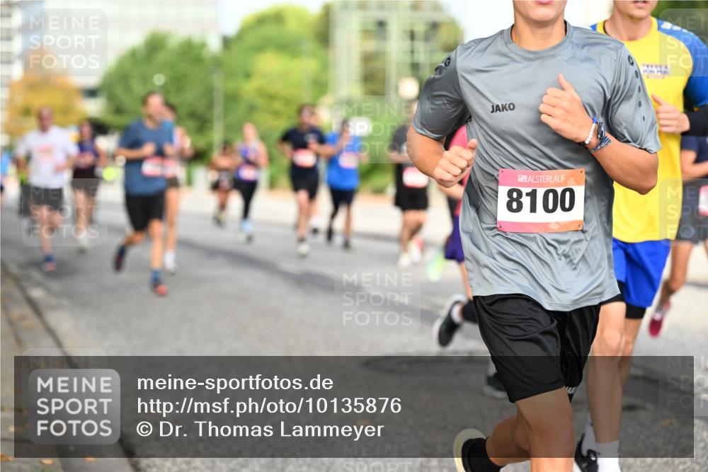 06.09.2026 - CURREX Alsterlauf Dr. Thomas Lammeyer http://msf.ph/oto/10135876 06.09.2026 10:00:39 Laufen 8100 meine-sportfotos.de