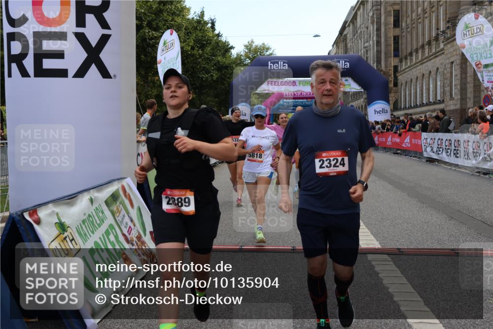 06.09.2026 - CURREX Alsterlauf Strokosch-Dieckow http://msf.ph/oto/10135904 06.09.2026 10:11:14 Ziel 2324, 2889, 2890, 2979, 2980, 4409, 4782, 4783, 5268, 5327, 5351, 5392, 5393, 5496, 5498, 5499, 5500, 5532, 5818, 6100, 6103 meine-sportfotos.de