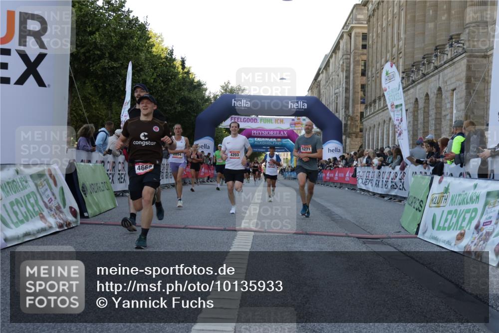 06.09.2026 - CURREX Alsterlauf Yannick Fuchs http://msf.ph/oto/10135933 06.09.2026 09:44:30 Ziel 2894, 3355, 3545, 3717, 4187, 4203, 4597, 4669, 4862, 5271, 5443, 5453, 5477, 5626, 5710, 5864, 6047, 6366, 8097 meine-sportfotos.de