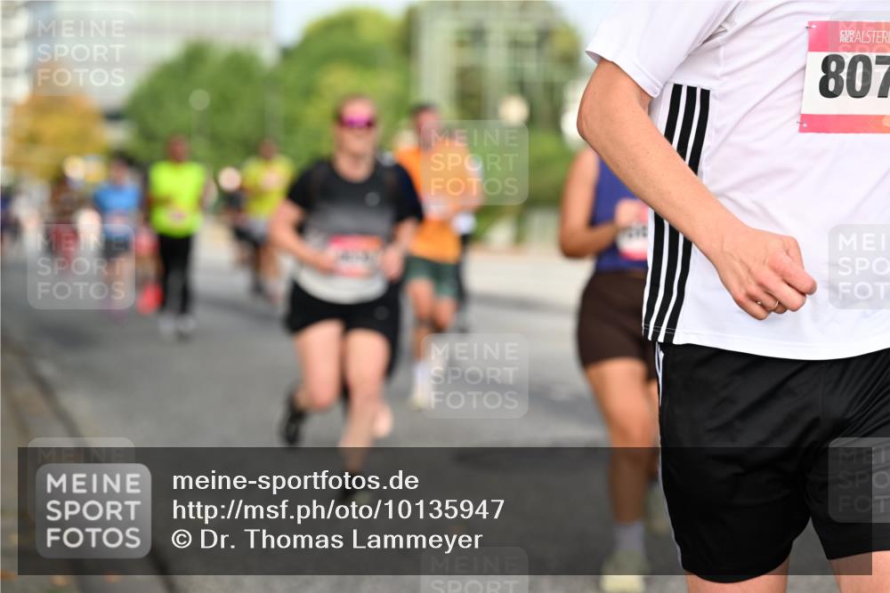 06.09.2026 - CURREX Alsterlauf Dr. Thomas Lammeyer http://msf.ph/oto/10135947 06.09.2026 10:00:45 Laufen 807 meine-sportfotos.de