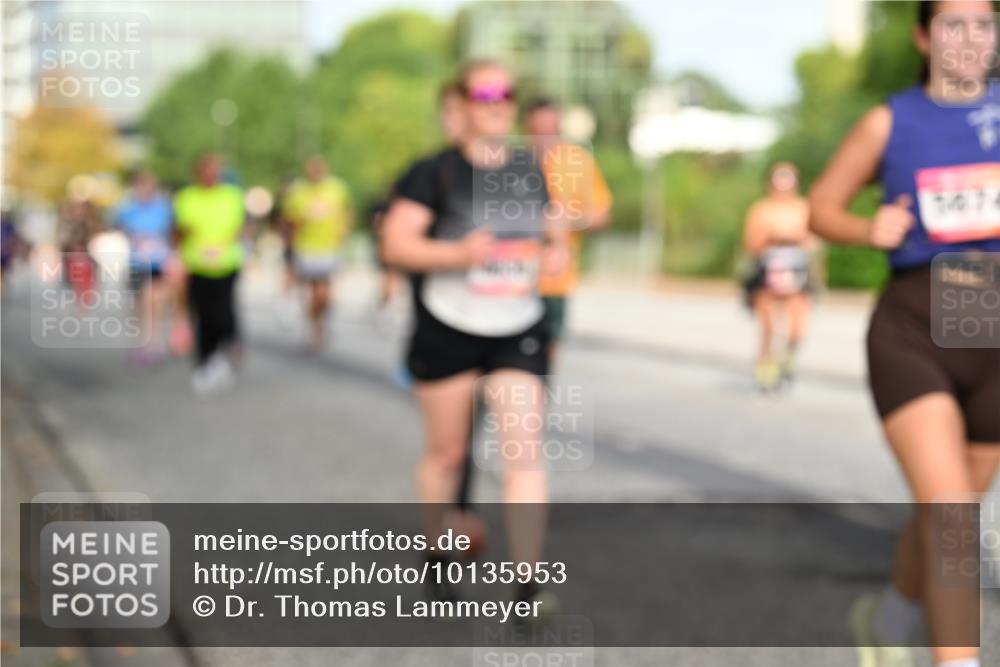 06.09.2026 - CURREX Alsterlauf Dr. Thomas Lammeyer http://msf.ph/oto/10135953 06.09.2026 10:00:45 Laufen 3674 meine-sportfotos.de