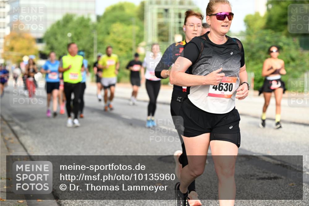06.09.2026 - CURREX Alsterlauf Dr. Thomas Lammeyer http://msf.ph/oto/10135960 06.09.2026 10:00:46 Laufen 4630 meine-sportfotos.de