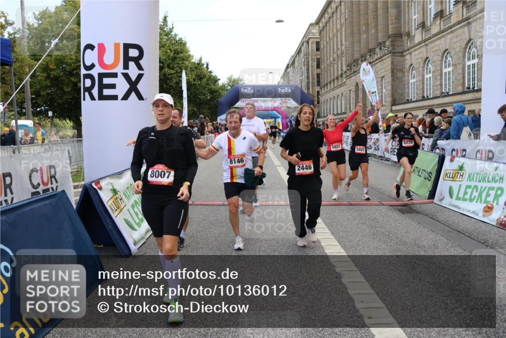 06.09.2026 - CURREX Alsterlauf Strokosch-Dieckow http://msf.ph/oto/10136012 06.09.2026 10:11:33 Ziel 2014, 2352, 2356, 2446, 3284, 3285, 3360, 3373, 3652, 3922, 5226, 5279, 5922, 5923, 6491, 8004, 8007, 8145, 8146 meine-sportfotos.de