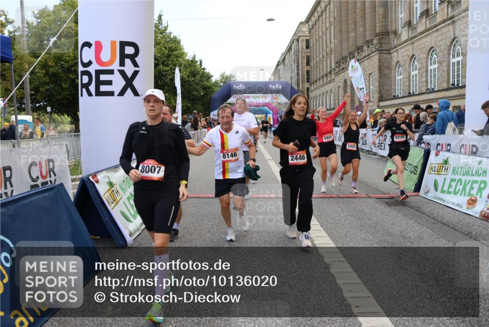 06.09.2026 - CURREX Alsterlauf Strokosch-Dieckow http://msf.ph/oto/10136020 06.09.2026 10:11:33 Ziel 2014, 2352, 2356, 2446, 3284, 3285, 3360, 3373, 3652, 3922, 5226, 5279, 5922, 5923, 6491, 8004, 8007, 8145, 8146 meine-sportfotos.de