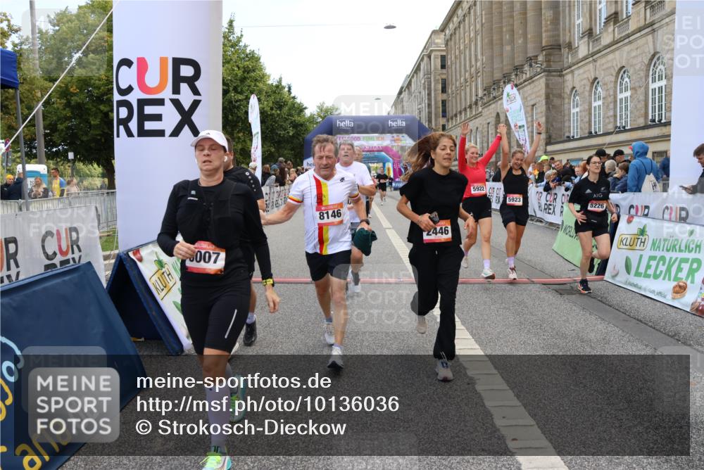 06.09.2026 - CURREX Alsterlauf Strokosch-Dieckow http://msf.ph/oto/10136036 06.09.2026 10:11:33 Ziel 2014, 2352, 2356, 2446, 3284, 3285, 3360, 3373, 3652, 3922, 5226, 5279, 5922, 5923, 6491, 8004, 8007, 8145, 8146 meine-sportfotos.de