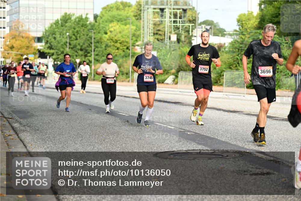 06.09.2026 - CURREX Alsterlauf Dr. Thomas Lammeyer http://msf.ph/oto/10136050 06.09.2026 10:00:54 Laufen 2095, 30, 2023, 3696, 3745, 3752 meine-sportfotos.de