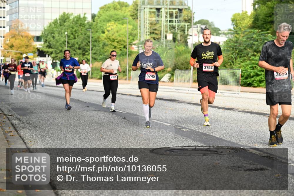06.09.2026 - CURREX Alsterlauf Dr. Thomas Lammeyer http://msf.ph/oto/10136055 06.09.2026 10:00:55 Laufen 2095, 3745, 3752, 3695 meine-sportfotos.de
