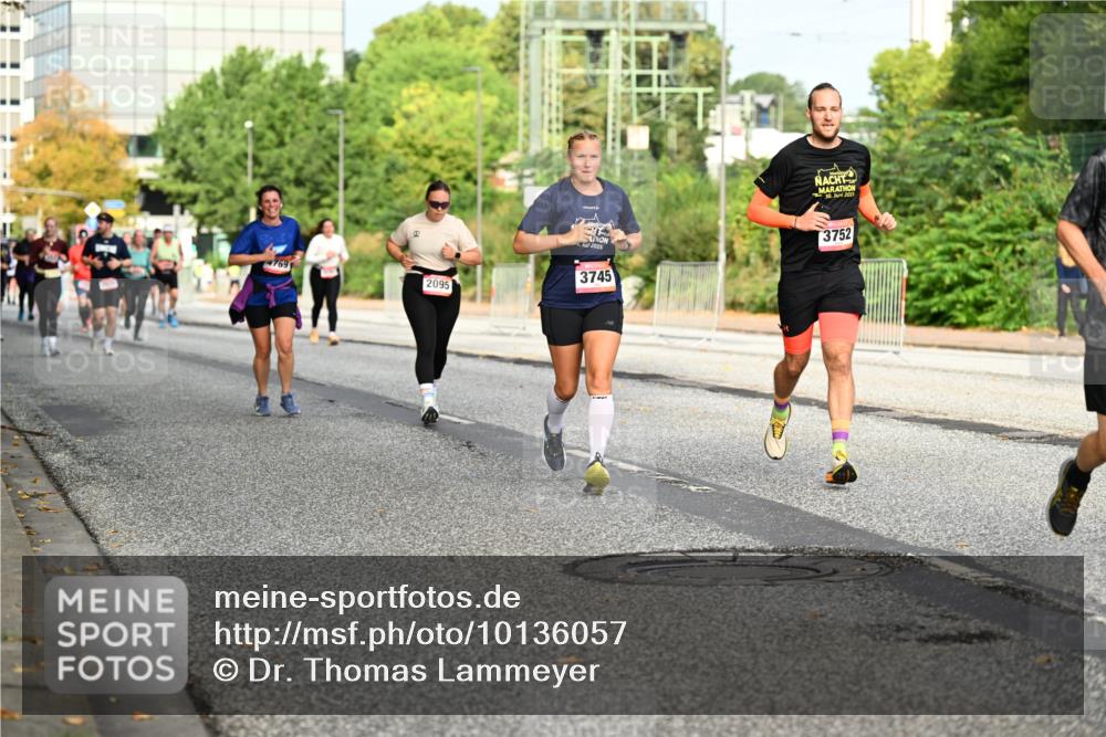 06.09.2026 - CURREX Alsterlauf Dr. Thomas Lammeyer http://msf.ph/oto/10136057 06.09.2026 10:00:55 Laufen 769, 2095, 2025, 3745, 30, 3752 meine-sportfotos.de