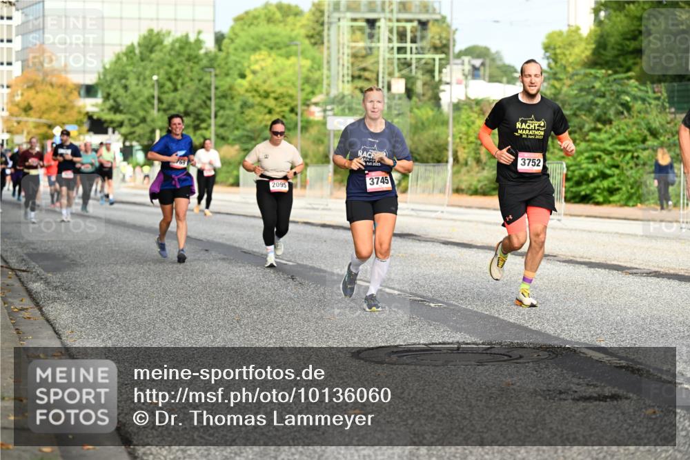 06.09.2026 - CURREX Alsterlauf Dr. Thomas Lammeyer http://msf.ph/oto/10136060 06.09.2026 10:00:55 Laufen 2095, 30, 2023, 2025, 3745, 3752 meine-sportfotos.de