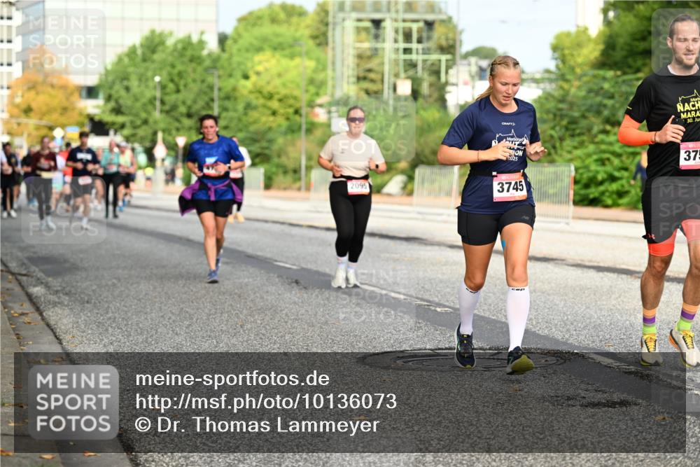 06.09.2026 - CURREX Alsterlauf Dr. Thomas Lammeyer http://msf.ph/oto/10136073 06.09.2026 10:00:56 Laufen 2095, 30, 025, 375, 3745 meine-sportfotos.de