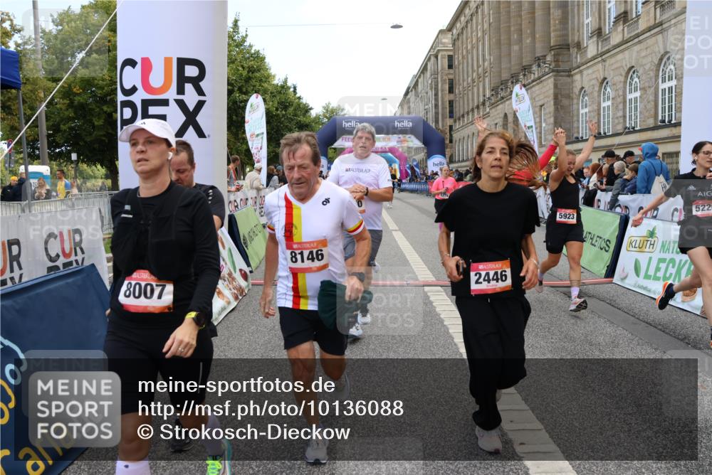 06.09.2026 - CURREX Alsterlauf Strokosch-Dieckow http://msf.ph/oto/10136088 06.09.2026 10:11:33 Ziel 2014, 2352, 2356, 2446, 3284, 3285, 3360, 3373, 3652, 3922, 5226, 5279, 5922, 5923, 6491, 8004, 8007, 8145, 8146 meine-sportfotos.de