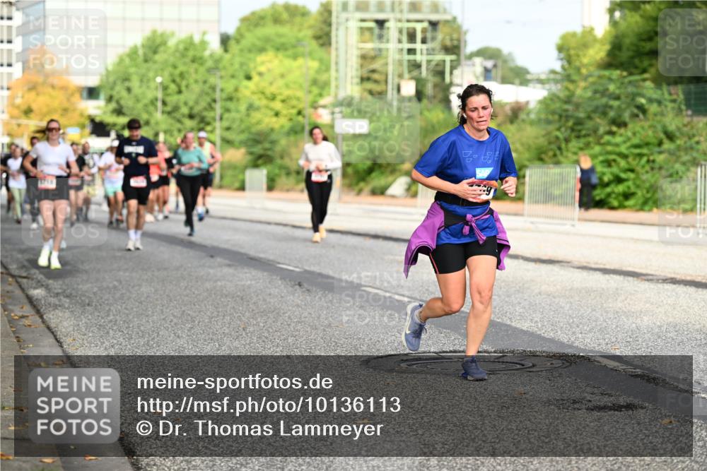 06.09.2026 - CURREX Alsterlauf Dr. Thomas Lammeyer http://msf.ph/oto/10136113 06.09.2026 10:01:00 Laufen  meine-sportfotos.de