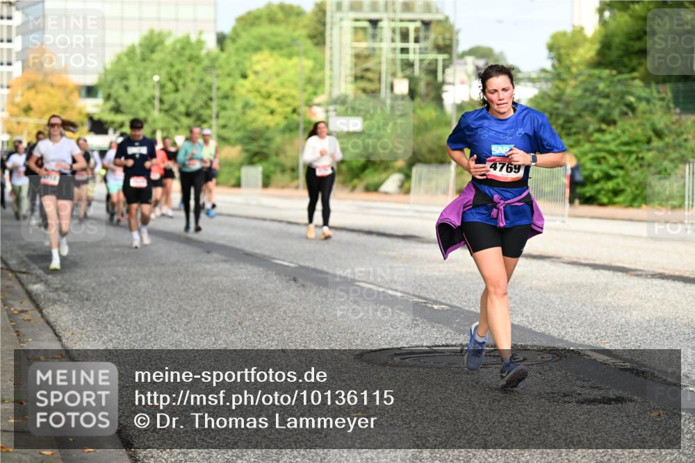 06.09.2026 - CURREX Alsterlauf Dr. Thomas Lammeyer http://msf.ph/oto/10136115 06.09.2026 10:01:00 Laufen 4769 meine-sportfotos.de