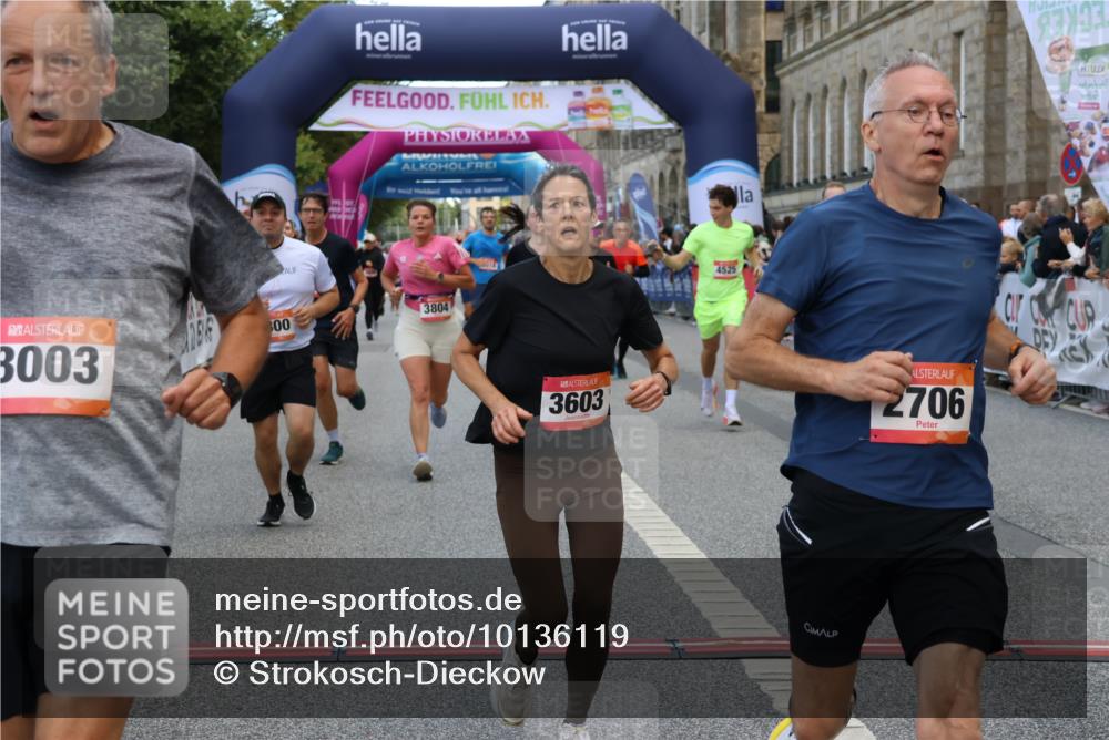06.09.2026 - CURREX Alsterlauf Strokosch-Dieckow http://msf.ph/oto/10136119 06.09.2026 09:58:20 Ziel 2706, 2864, 3603, 3679, 3804, 4106, 4501, 4525, 4732, 4800, 5018, 5257, 5986, 6409, 8003, 8052, 8296 meine-sportfotos.de