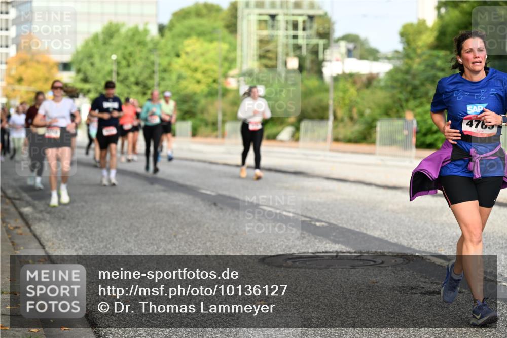 06.09.2026 - CURREX Alsterlauf Dr. Thomas Lammeyer http://msf.ph/oto/10136127 06.09.2026 10:01:01 Laufen 4763 meine-sportfotos.de