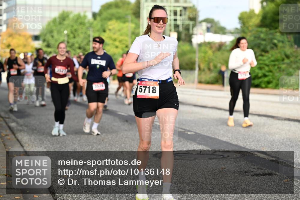06.09.2026 - CURREX Alsterlauf Dr. Thomas Lammeyer http://msf.ph/oto/10136148 06.09.2026 10:01:05 Laufen 25, 5718 meine-sportfotos.de