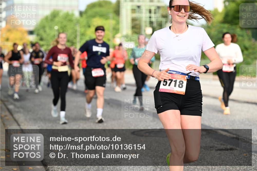 06.09.2026 - CURREX Alsterlauf Dr. Thomas Lammeyer http://msf.ph/oto/10136154 06.09.2026 10:01:05 Laufen 5718 meine-sportfotos.de