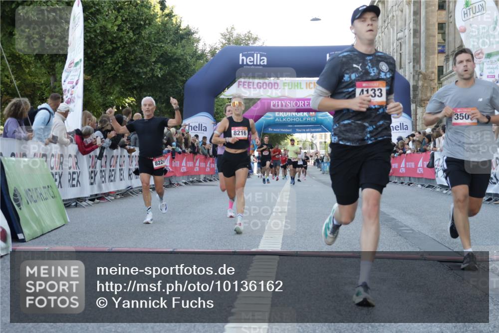 06.09.2026 - CURREX Alsterlauf Yannick Fuchs http://msf.ph/oto/10136162 06.09.2026 09:44:36 Ziel 2894, 3503, 3545, 4133, 4203, 4597, 4669, 5271, 5453, 5529, 5864, 6201, 6366, 8097, 8216, 8224 meine-sportfotos.de