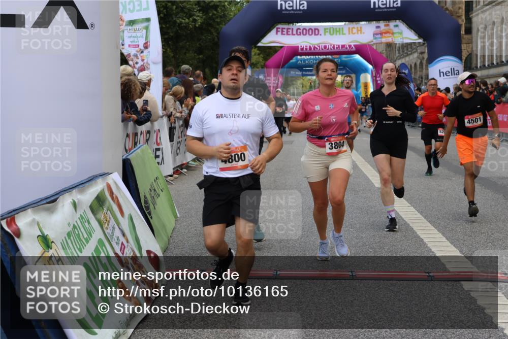 06.09.2026 - CURREX Alsterlauf Strokosch-Dieckow http://msf.ph/oto/10136165 06.09.2026 09:58:21 Ziel 2706, 2864, 3055, 3603, 3679, 3804, 4106, 4501, 4525, 4732, 4800, 5018, 5257, 5986, 6409, 8003, 8052, 8296 meine-sportfotos.de