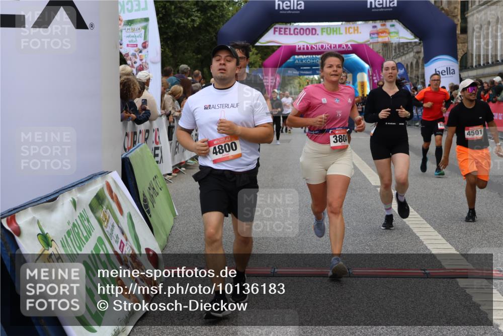 06.09.2026 - CURREX Alsterlauf Strokosch-Dieckow http://msf.ph/oto/10136183 06.09.2026 09:58:22 Ziel 2706, 2864, 3055, 3603, 3679, 3804, 4106, 4501, 4525, 4732, 4800, 4806, 5018, 5257, 5858, 5986, 8003, 8052, 8296 meine-sportfotos.de