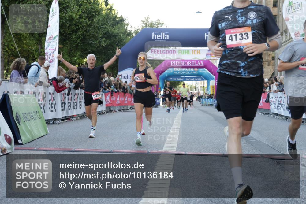 06.09.2026 - CURREX Alsterlauf Yannick Fuchs http://msf.ph/oto/10136184 06.09.2026 09:44:36 Ziel 2894, 3503, 3545, 4133, 4203, 4597, 4669, 5271, 5453, 5529, 5864, 6201, 6366, 8097, 8216, 8224 meine-sportfotos.de