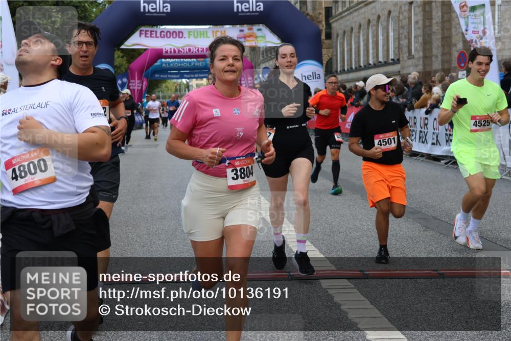 06.09.2026 - CURREX Alsterlauf Strokosch-Dieckow http://msf.ph/oto/10136191 06.09.2026 09:58:22 Ziel 2706, 2864, 3055, 3603, 3679, 3804, 4106, 4501, 4525, 4732, 4800, 4806, 5018, 5257, 5858, 5986, 8003, 8052, 8296 meine-sportfotos.de