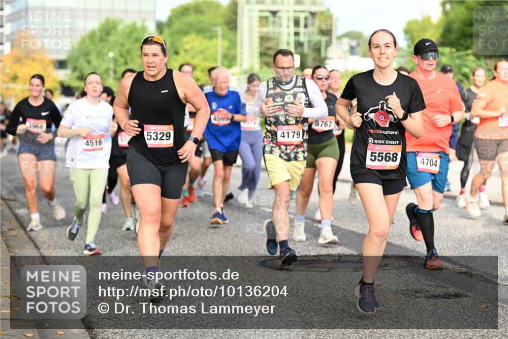 06.09.2026 - CURREX Alsterlauf Dr. Thomas Lammeyer http://msf.ph/oto/10136204 06.09.2026 10:01:10 Laufen 3968, 4516, 5329, 450, 4179, 5767, 1, 5568, 4704 meine-sportfotos.de