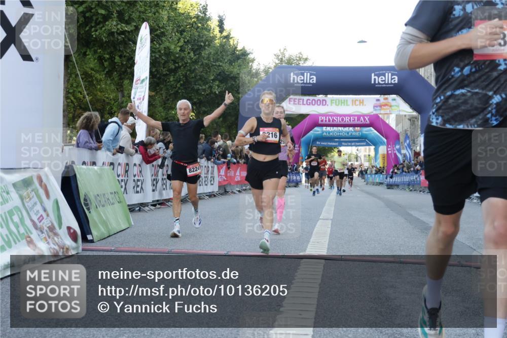06.09.2026 - CURREX Alsterlauf Yannick Fuchs http://msf.ph/oto/10136205 06.09.2026 09:44:36 Ziel 2894, 3503, 3545, 4133, 4203, 4597, 4669, 5271, 5453, 5529, 5864, 6201, 6366, 8097, 8216, 8224 meine-sportfotos.de