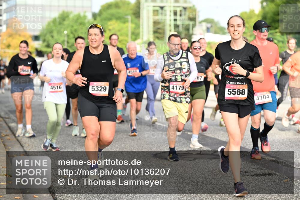 06.09.2026 - CURREX Alsterlauf Dr. Thomas Lammeyer http://msf.ph/oto/10136207 06.09.2026 10:01:10 Laufen 1963, 4516, 5329, 4566, 4179, 67, 5568, 4704 meine-sportfotos.de
