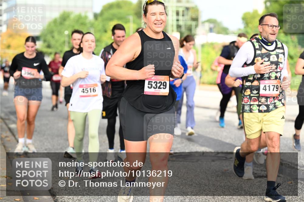 06.09.2026 - CURREX Alsterlauf Dr. Thomas Lammeyer http://msf.ph/oto/10136219 06.09.2026 10:01:11 Laufen 4516, 5329, 4179 meine-sportfotos.de