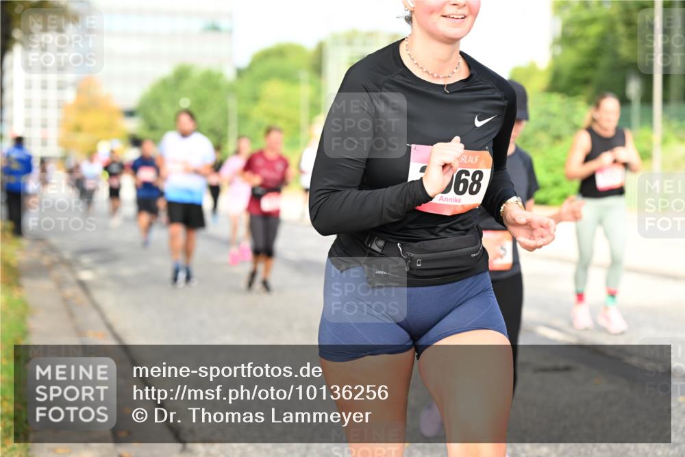 06.09.2026 - CURREX Alsterlauf Dr. Thomas Lammeyer http://msf.ph/oto/10136256 06.09.2026 10:01:14 Laufen 68 meine-sportfotos.de