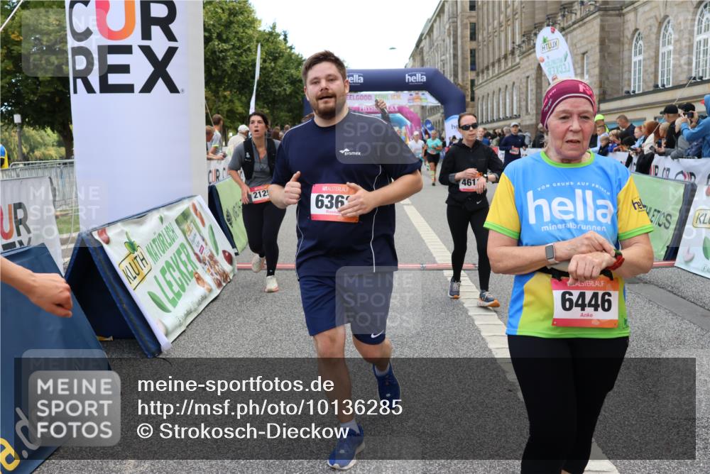 06.09.2026 - CURREX Alsterlauf Strokosch-Dieckow http://msf.ph/oto/10136285 06.09.2026 10:11:46 Ziel 2110, 2125, 2192, 2701, 3060, 3662, 3663, 3704, 4188, 4189, 4276, 4611, 5451, 5458, 6019, 6166, 6362, 6446, 8165, 8166 meine-sportfotos.de