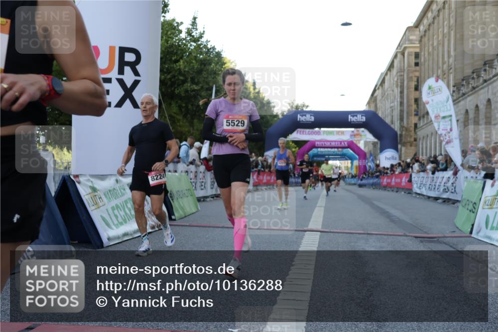 06.09.2026 - CURREX Alsterlauf Yannick Fuchs http://msf.ph/oto/10136288 06.09.2026 09:44:39 Ziel 2894, 3445, 3503, 3545, 3671, 4133, 4203, 4597, 5453, 5529, 5864, 6201, 8097, 8216, 8224 meine-sportfotos.de