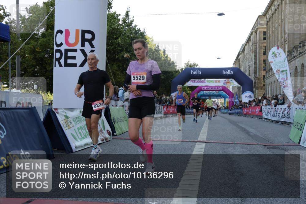 06.09.2026 - CURREX Alsterlauf Yannick Fuchs http://msf.ph/oto/10136296 06.09.2026 09:44:39 Ziel 2894, 3445, 3503, 3545, 3671, 4133, 4203, 4597, 5453, 5529, 5864, 6201, 8097, 8216, 8224 meine-sportfotos.de
