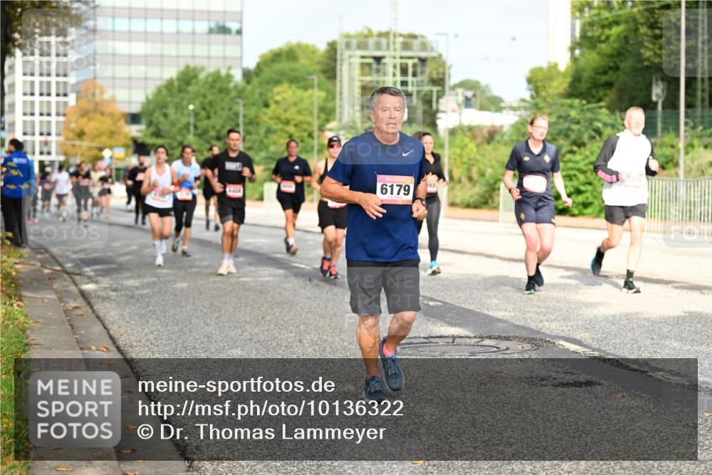 06.09.2026 - CURREX Alsterlauf Dr. Thomas Lammeyer http://msf.ph/oto/10136322 06.09.2026 10:01:20 Laufen 4, 400, 6179 meine-sportfotos.de