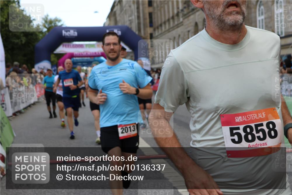06.09.2026 - CURREX Alsterlauf Strokosch-Dieckow http://msf.ph/oto/10136337 06.09.2026 09:58:29 Ziel 2013, 2173, 3031, 3055, 3261, 3560, 3679, 3693, 4050, 4106, 4352, 4501, 4525, 4806, 5018, 5257, 5640, 5840, 5858, 6099, 6118, 6470, 8077, 8296, 8319 meine-sportfotos.de