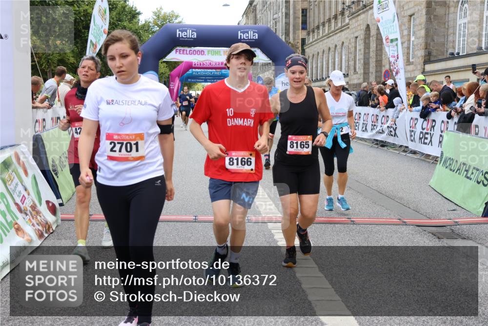 06.09.2026 - CURREX Alsterlauf Strokosch-Dieckow http://msf.ph/oto/10136372 06.09.2026 10:11:51 Ziel 2110, 2125, 2192, 2701, 3662, 3663, 3704, 4276, 4611, 4653, 5197, 5292, 6166, 6362, 6467, 8165, 8166 meine-sportfotos.de
