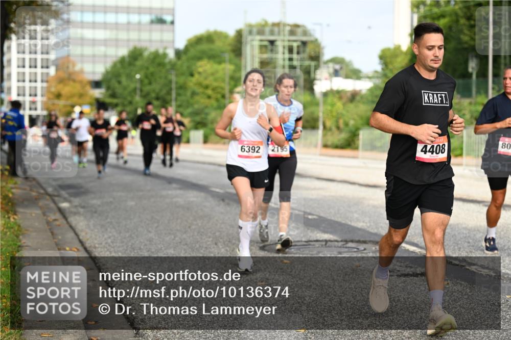 06.09.2026 - CURREX Alsterlauf Dr. Thomas Lammeyer http://msf.ph/oto/10136374 06.09.2026 10:01:25 Laufen 6392, 2195, 4408, 80 meine-sportfotos.de