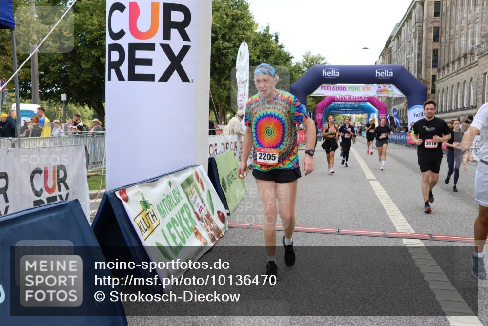 06.09.2026 - CURREX Alsterlauf Strokosch-Dieckow http://msf.ph/oto/10136470 06.09.2026 10:12:36 Ziel 2132, 2205, 2750, 3162, 3173, 3244, 3245, 3616, 3710, 4302, 4421, 4810, 4975, 4976, 5185, 5285, 6094, 6237, 8227 meine-sportfotos.de