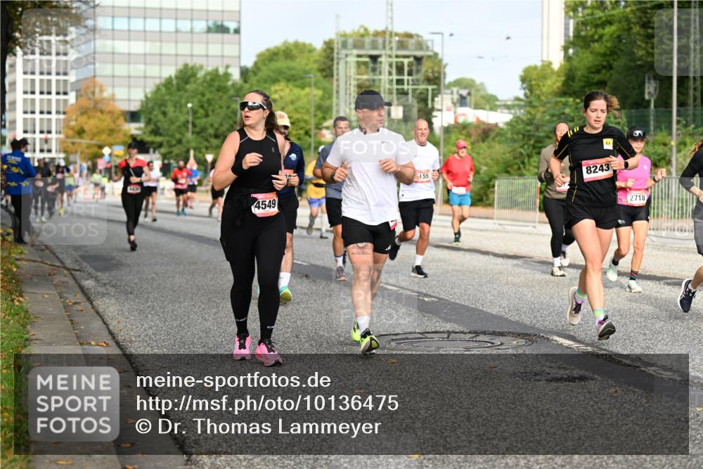 06.09.2026 - CURREX Alsterlauf Dr. Thomas Lammeyer http://msf.ph/oto/10136475 06.09.2026 10:01:35 Laufen 4549, 20, 155, 8243, 2718 meine-sportfotos.de