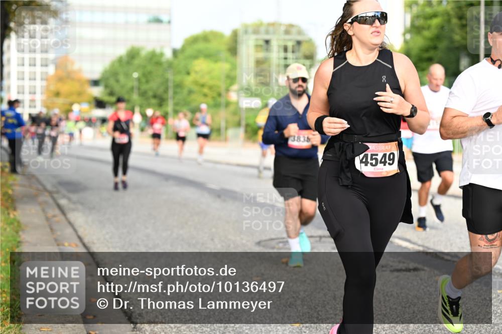06.09.2026 - CURREX Alsterlauf Dr. Thomas Lammeyer http://msf.ph/oto/10136497 06.09.2026 10:01:36 Laufen 50, 3838, 4549 meine-sportfotos.de