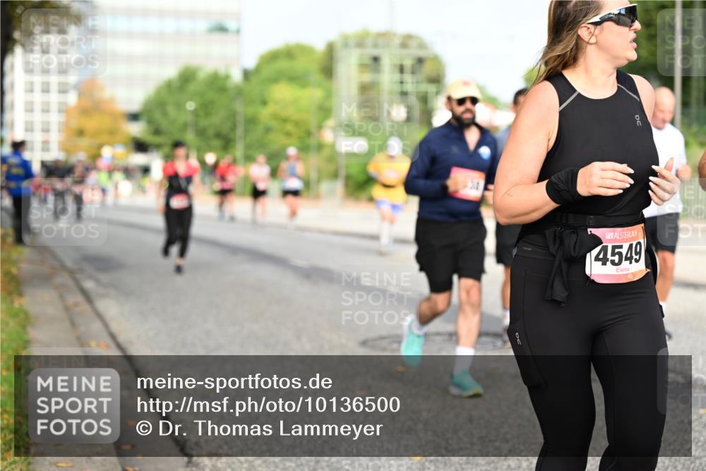 06.09.2026 - CURREX Alsterlauf Dr. Thomas Lammeyer http://msf.ph/oto/10136500 06.09.2026 10:01:37 Laufen 4549 meine-sportfotos.de