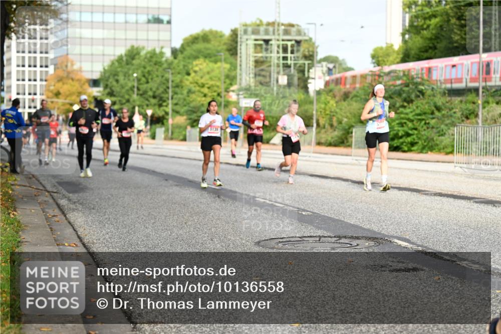 06.09.2026 - CURREX Alsterlauf Dr. Thomas Lammeyer http://msf.ph/oto/10136558 06.09.2026 10:01:42 Laufen 5135 meine-sportfotos.de